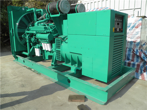 和田发电车出租-柴油发电机散热器怎样散热