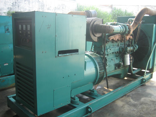 和田租赁发电机- 发电机碳刷磨损的原因是什么