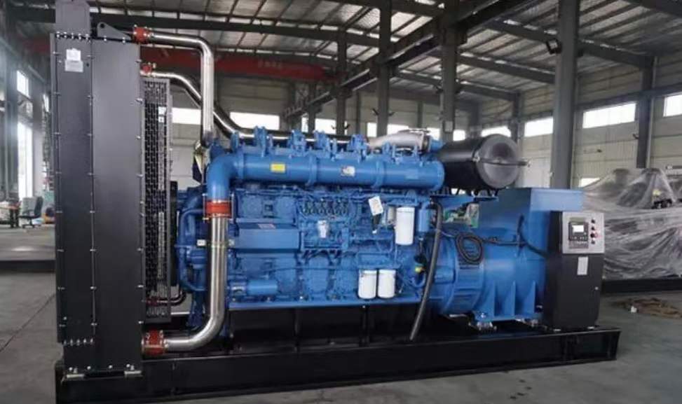 和田800kW 柴油发电机的输出电流是恒定的吗？