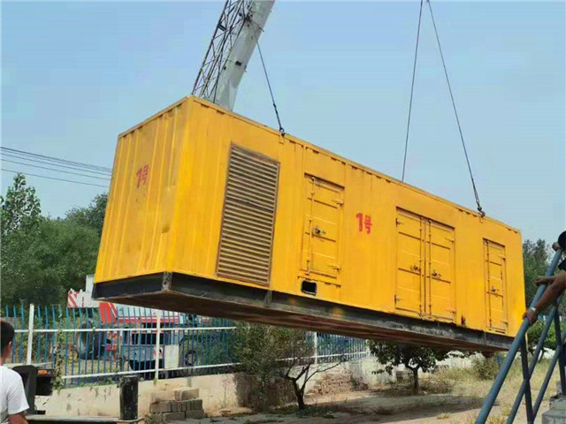 和田300KW柴油发电机组油耗是多少？