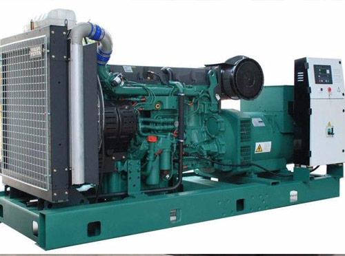 和田柴油发电机组在低温环境下的保养周期是多久？