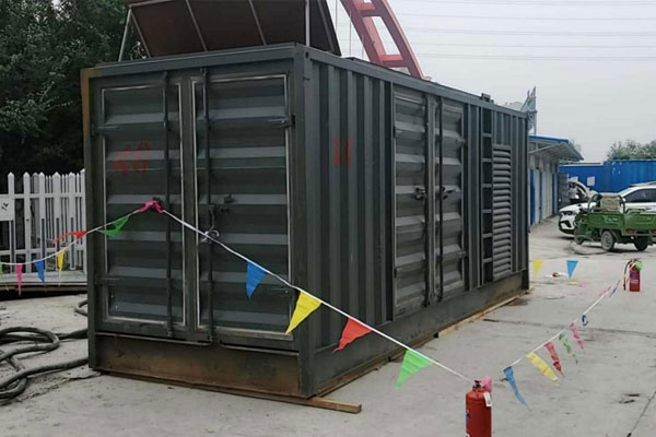 和田发电机租赁空气滤清器多久更换一次？