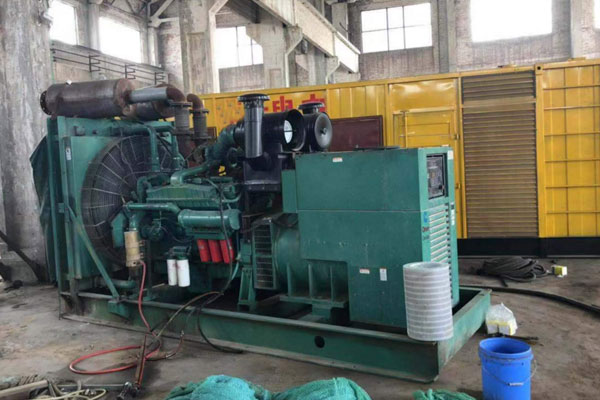 和田发电机组的空气滤清器应该如何保养？