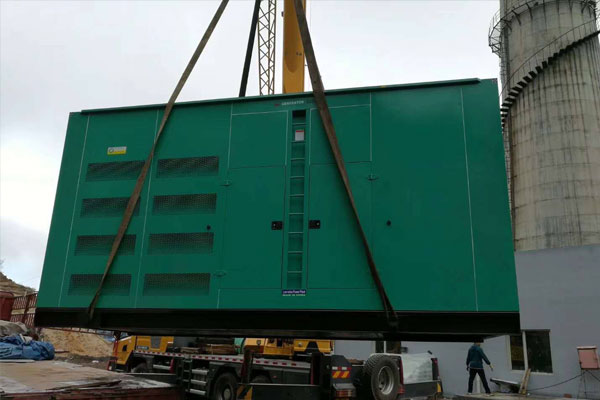 和田柴油发电机组的保养周期？