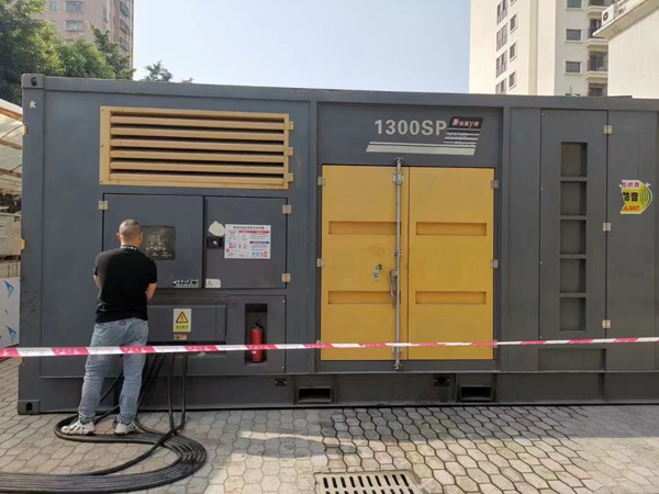 和田100kw柴油发电机组的机油应该如何选择？