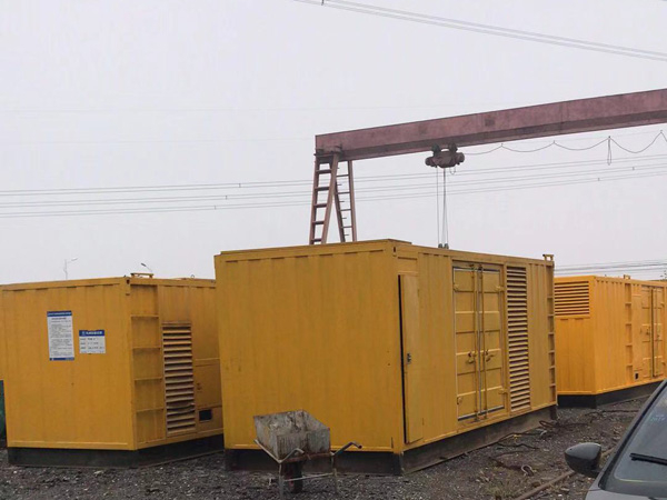 和田100kw柴油发电机组每小时油耗？