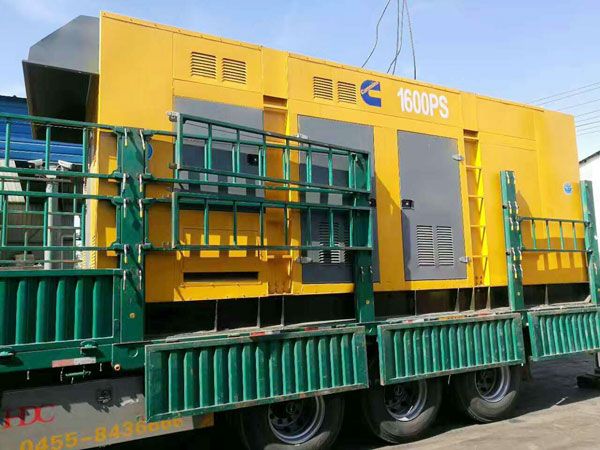 和田测量水冷式机油散热器密封件尺寸时的注意事项有哪些？